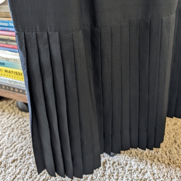 Vintage taffeta 1960s little black dress - Picture 3 of 8